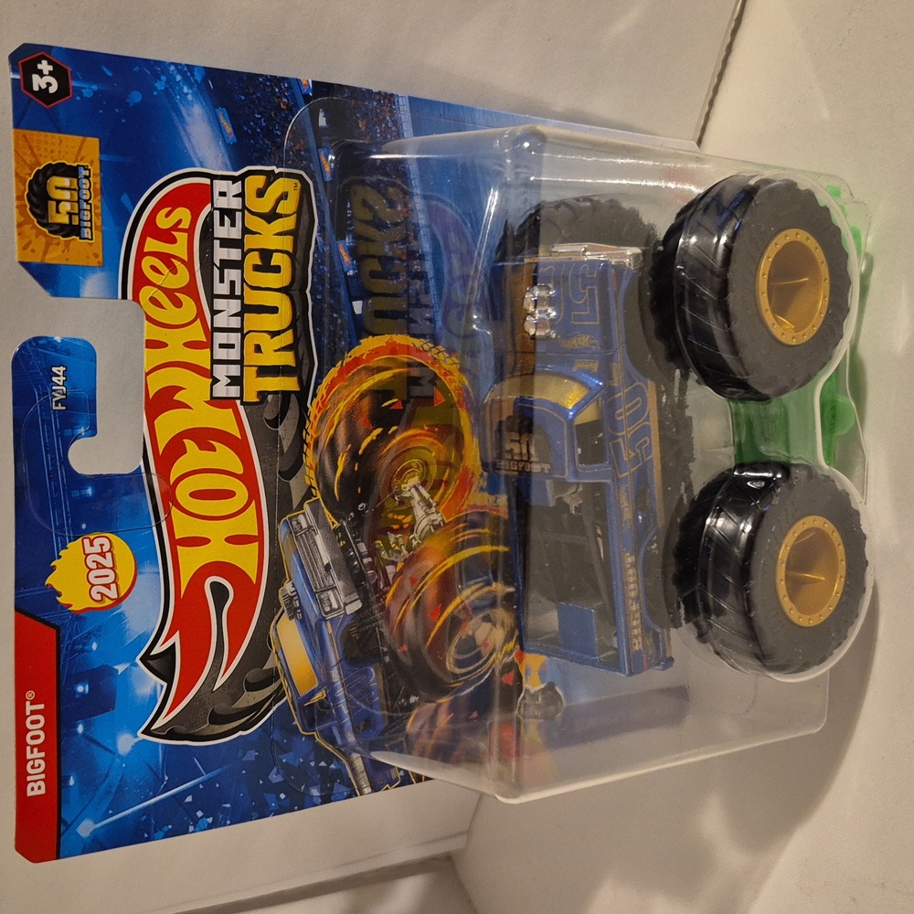 B1 Monster Trucks  Big Foot  Truck